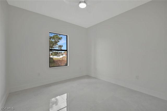 3800 24th ST SW, Lehigh Acres, FL 33976