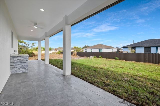 3800 24th ST SW, Lehigh Acres, FL 33976