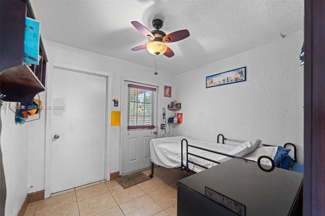 3140 NW 59th St, Miami, FL 33142