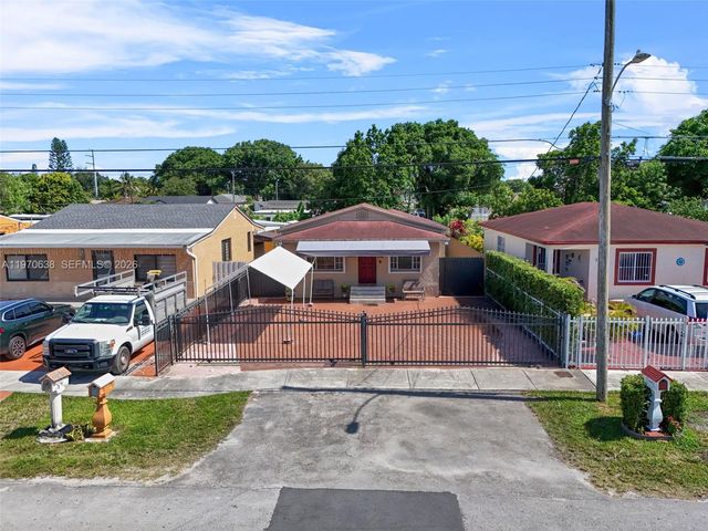 3140 NW 59th St, Miami, FL 33142