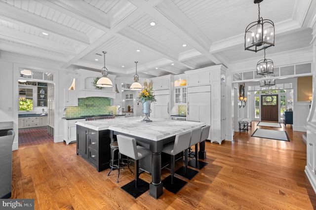 809 BRUSHTOWN RD, Ambler, PA 19002