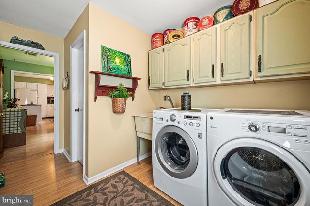 8 GRANGER LN, Coatesville, PA 19320