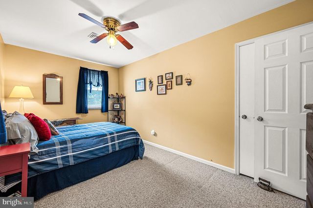 8 GRANGER LN, Coatesville, PA 19320