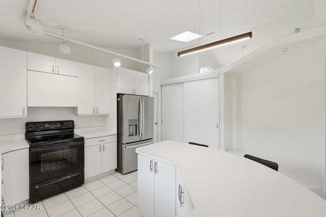 4607 Saxon Drive, New Smyrna Beach, FL 32169