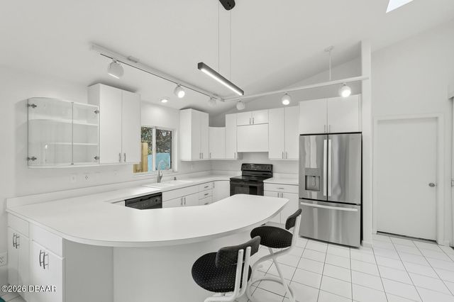 4607 Saxon Drive, New Smyrna Beach, FL 32169