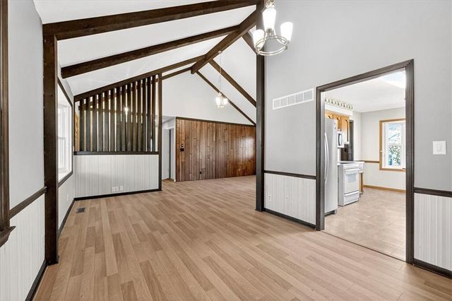 317 Valley Road, Olathe, KS 66061