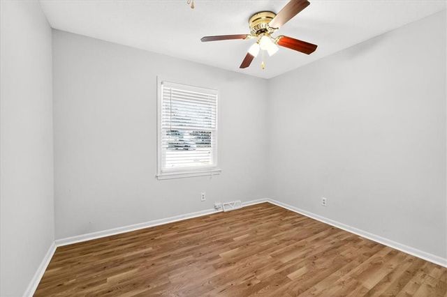 317 Valley Road, Olathe, KS 66061