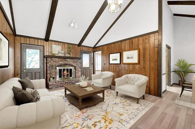 317 Valley Road, Olathe, KS 66061