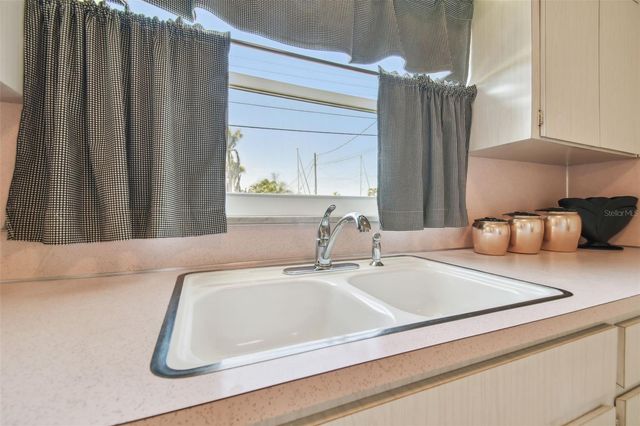 4912 BEACON ROAD, Palmetto, FL 34221