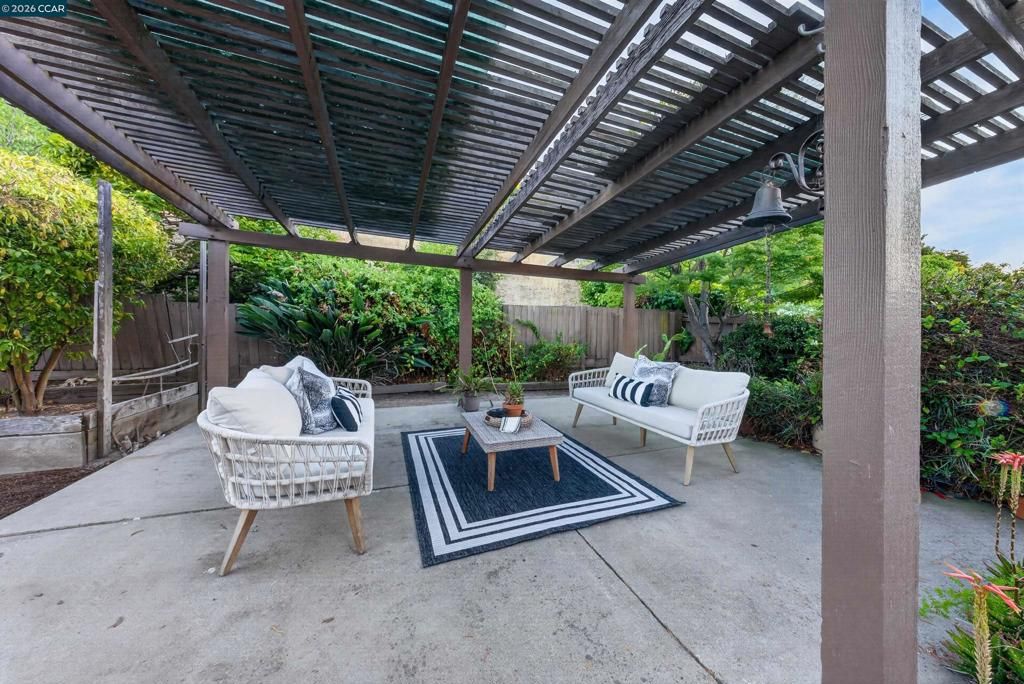 Image 47 of property listing at 1556 Partridge Dr, Hercules, CA 94547