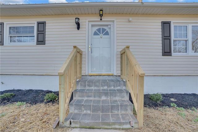 4312 Happy Hollow Road, Asheboro, NC 27205