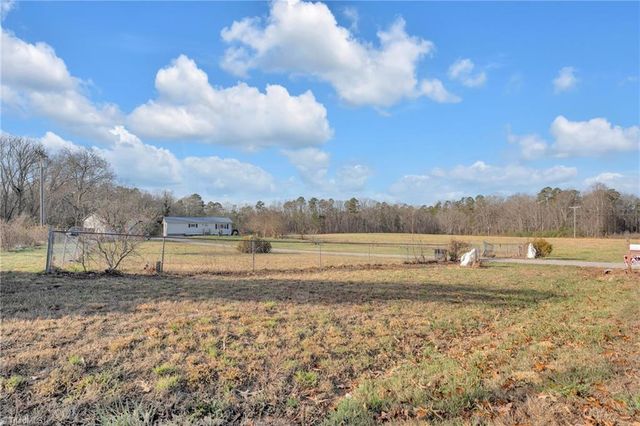 4312 Happy Hollow Road, Asheboro, NC 27205