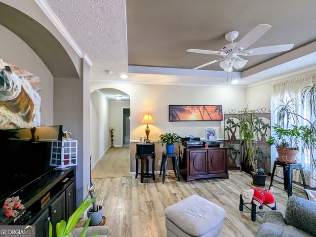 1282 GA Hwy 292, Lyons, GA 30436
