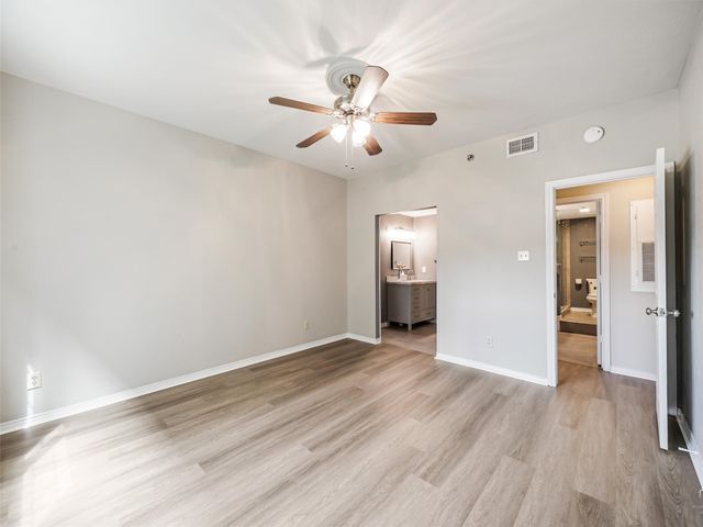 1010 Allen Street 214, Dallas, TX 75204