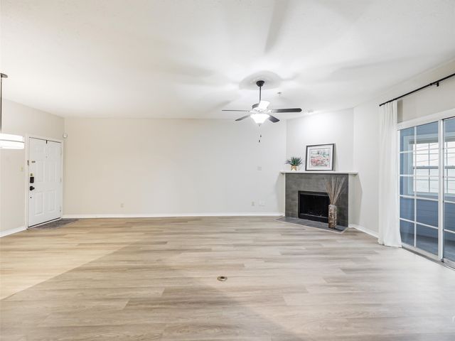 1010 Allen Street 214, Dallas, TX 75204