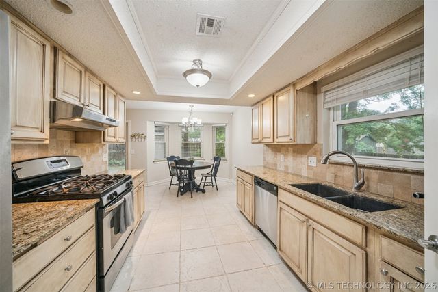 116 W Jefferson Street, Broken Arrow, OK 74011