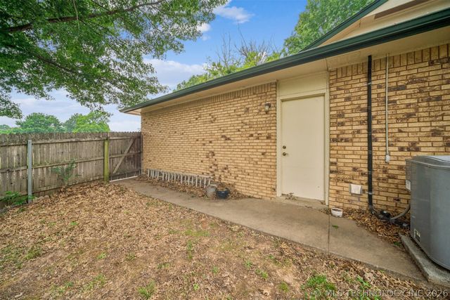 116 W Jefferson Street, Broken Arrow, OK 74011