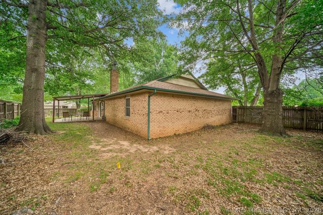 116 W Jefferson Street, Broken Arrow, OK 74011