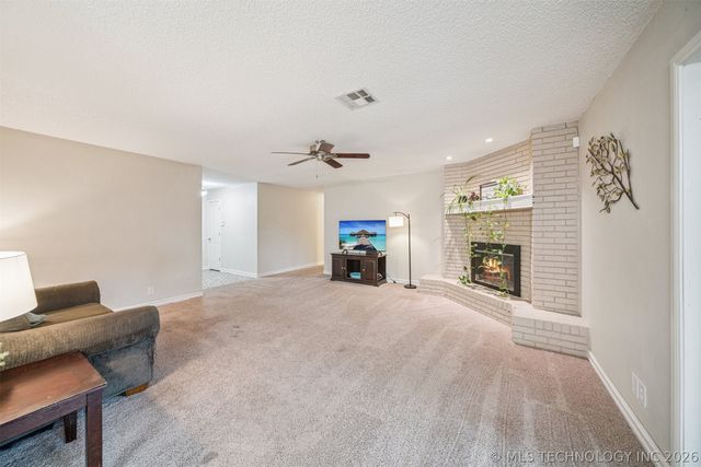 116 W Jefferson Street, Broken Arrow, OK 74011