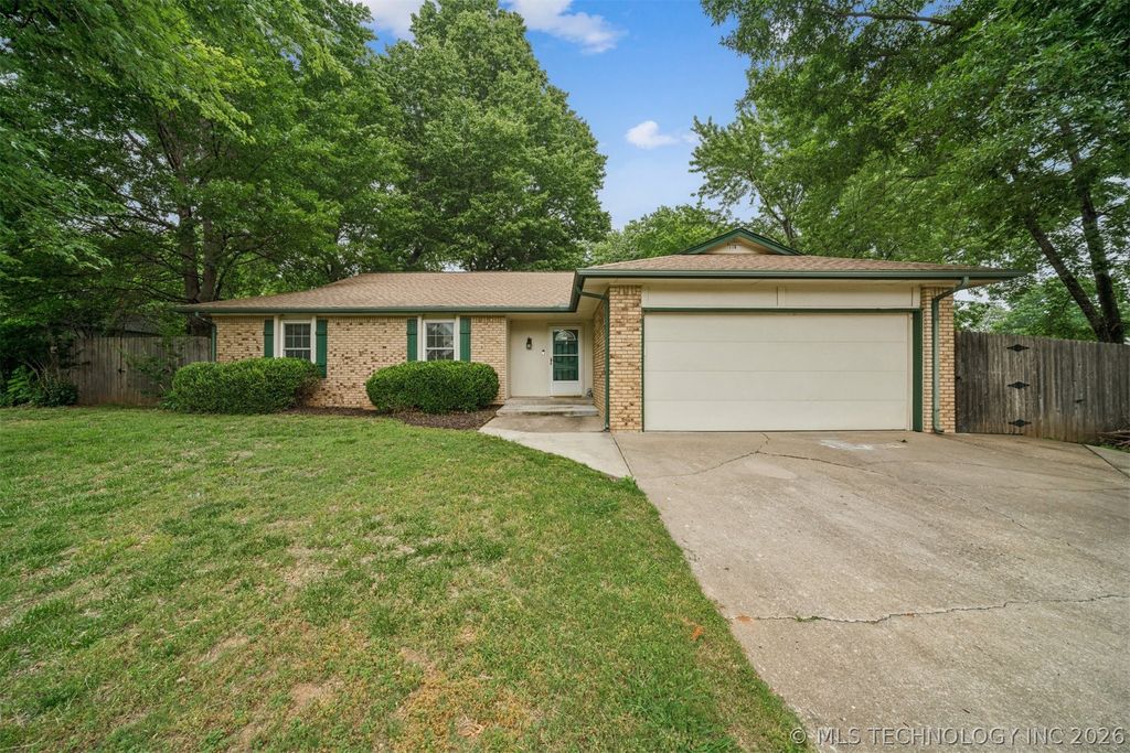 116 W Jefferson Street, Broken Arrow, OK 74011