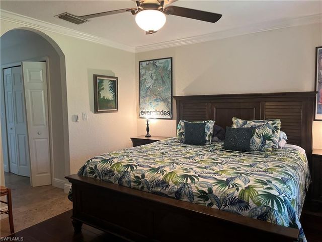 2923 14th AVE SE, Naples, FL 34117