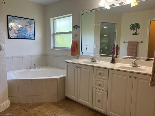 2923 14th AVE SE, Naples, FL 34117
