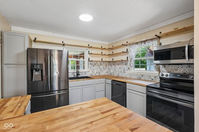 4301 E 38th Street, Indianapolis, IN 46218