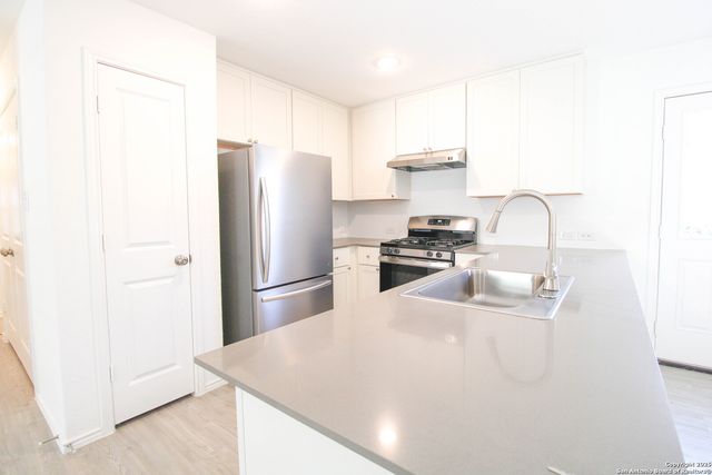 3642 Millbrook Way, San Antonio, TX 78245