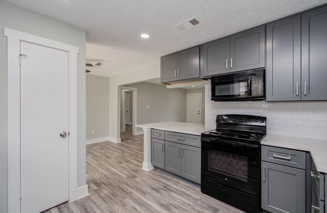 3911 Springmeadows Street A, Houston, TX 77080