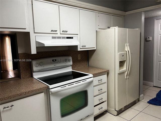 7000 Nova Drive 103E, Davie, FL 33317
