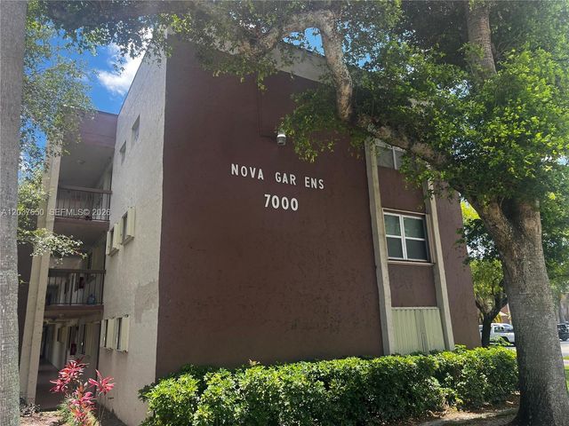 7000 Nova Drive 103E, Davie, FL 33317