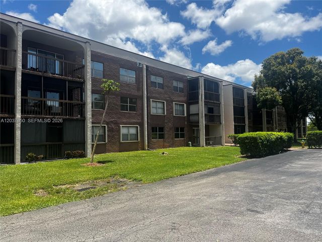 7000 Nova Drive 103E, Davie, FL 33317