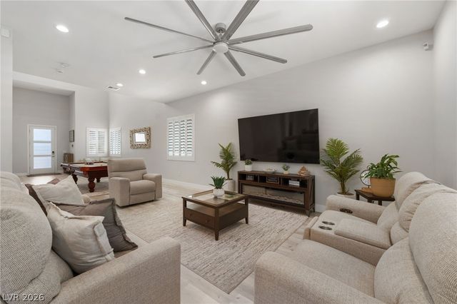 5517 Stormy Night Court, Las Vegas, NV 89120