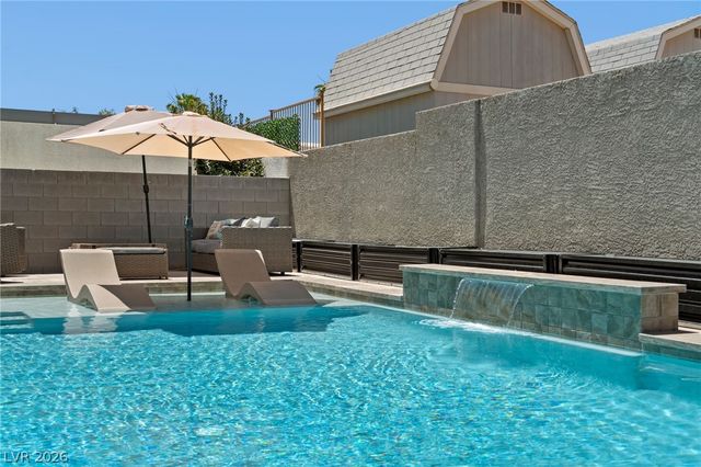 5517 Stormy Night Court, Las Vegas, NV 89120