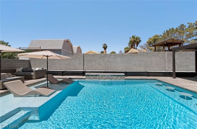 5517 Stormy Night Court, Las Vegas, NV 89120