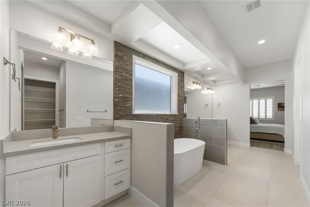 5517 Stormy Night Court, Las Vegas, NV 89120