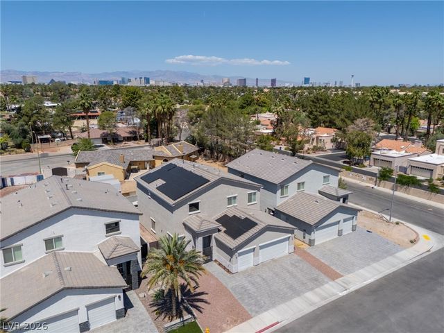 5517 Stormy Night Court, Las Vegas, NV 89120