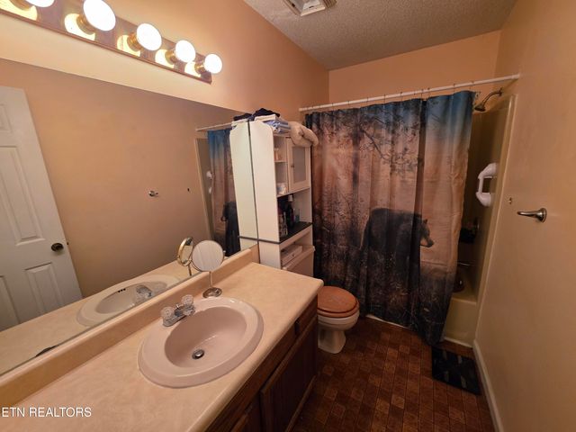 113 High Point Lane, Oak Ridge, TN 37830