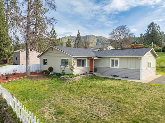 114 Short Street, Rogue River, OR 97537