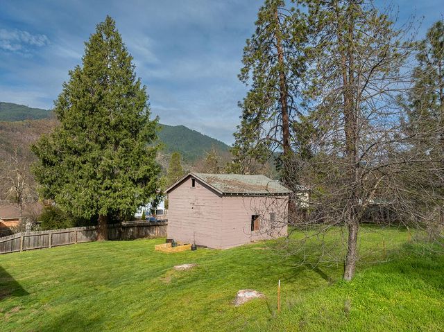 114 Short Street, Rogue River, OR 97537