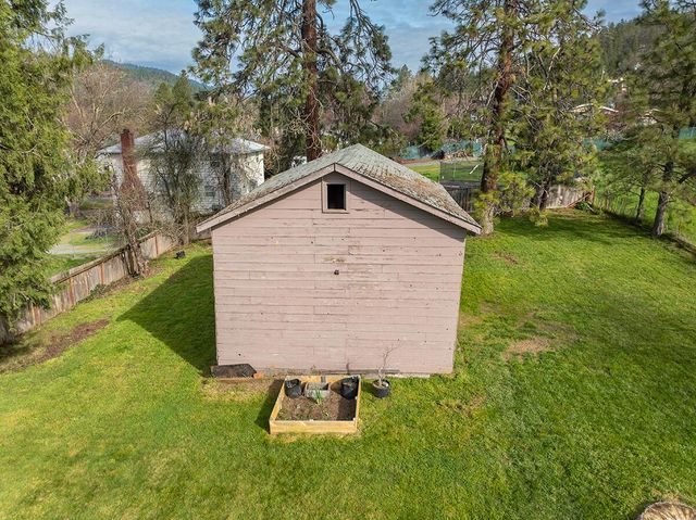 114 Short Street, Rogue River, OR 97537