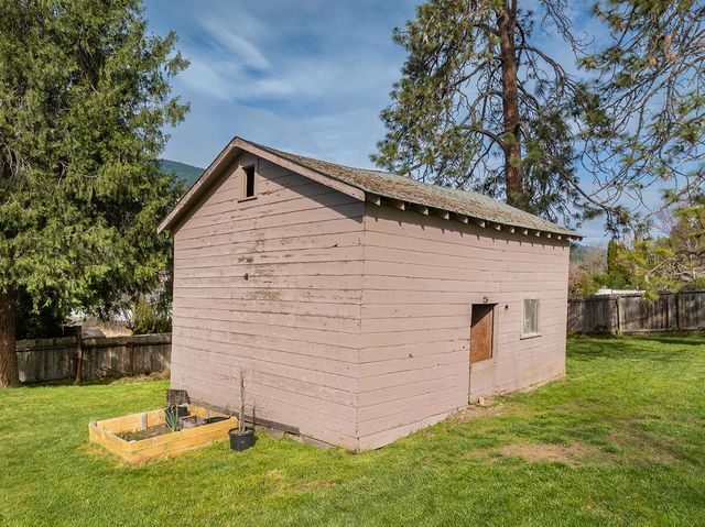 114 Short Street, Rogue River, OR 97537