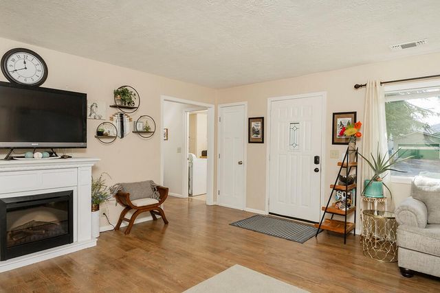 114 Short Street, Rogue River, OR 97537