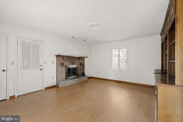 10 MEADOW LN, Myerstown, PA 17067