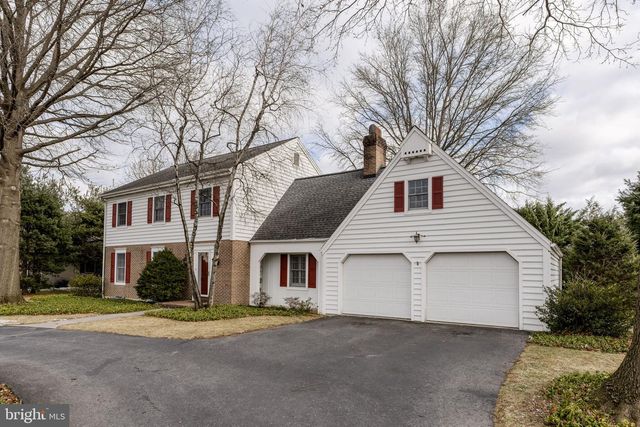 10 MEADOW LN, Myerstown, PA 17067