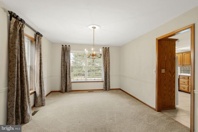 10 MEADOW LN, Myerstown, PA 17067