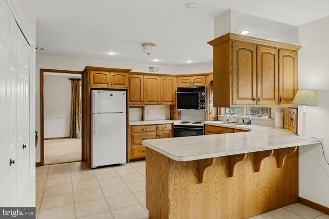 10 MEADOW LN, Myerstown, PA 17067