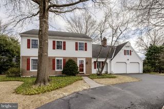 10 MEADOW LN, Myerstown, PA 17067