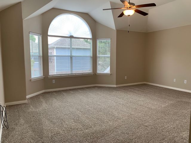 2644 Dunbar Drive, Mckinney, TX 75072