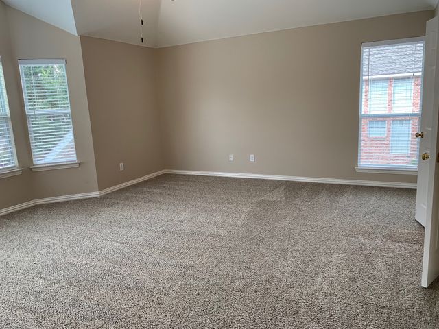 2644 Dunbar Drive, Mckinney, TX 75072